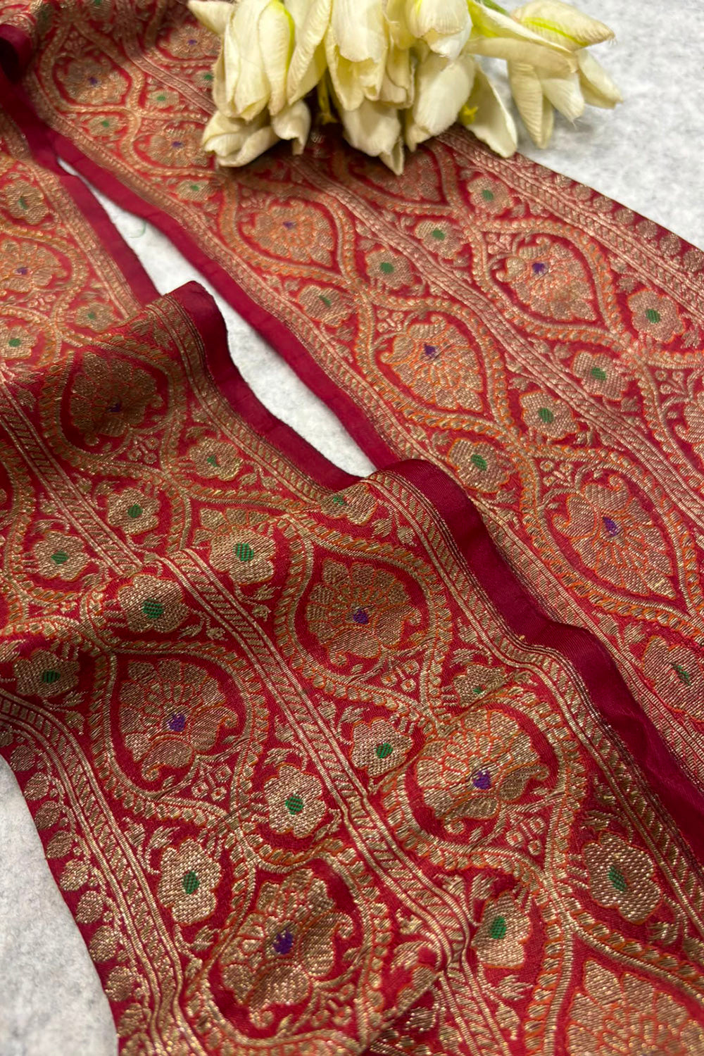 Maroon Banarasi Pure Silk Vintage Border Lace ( 1 Mtr )