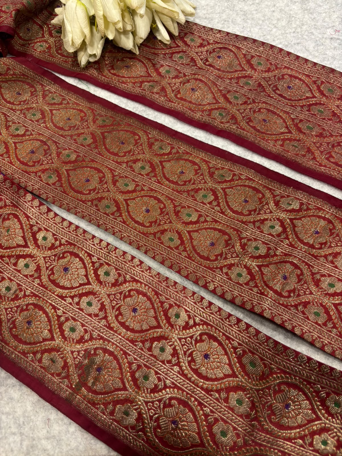 Maroon Banarasi Pure Silk Vintage Border Lace ( 1 Mtr )