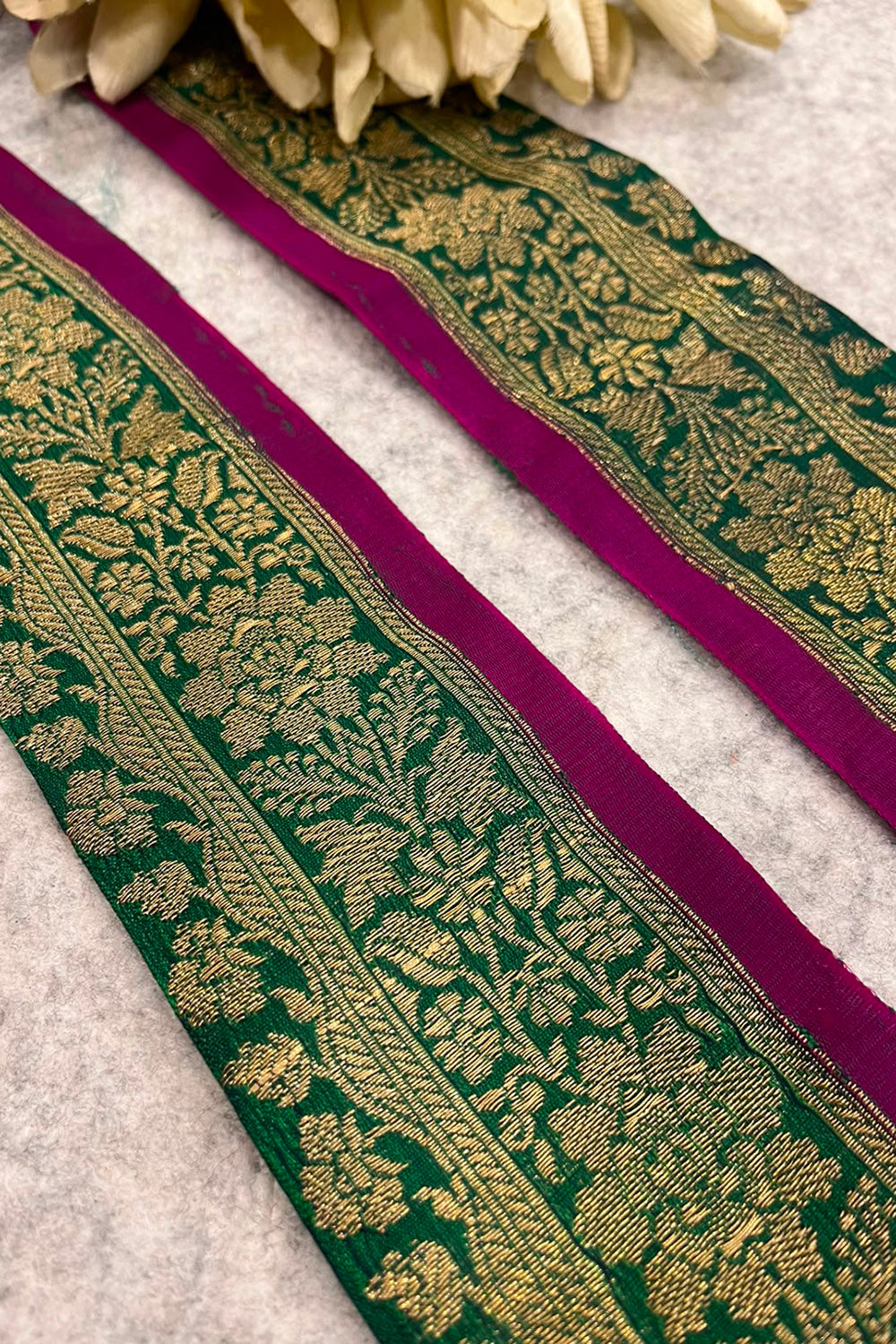Green Banarasi Pure Silk Vintage Border Lace  ( 1 Mtr )