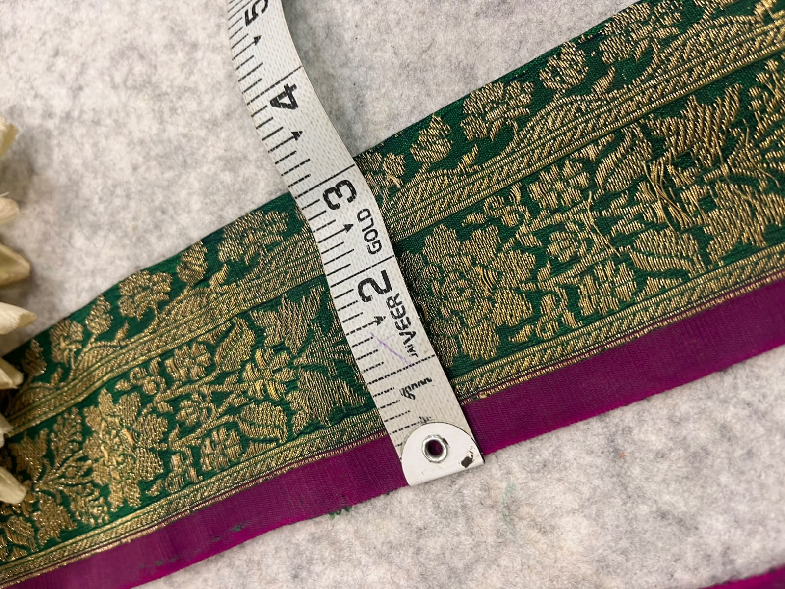 Green Banarasi Pure Silk Vintage Border Lace  ( 1 Mtr )