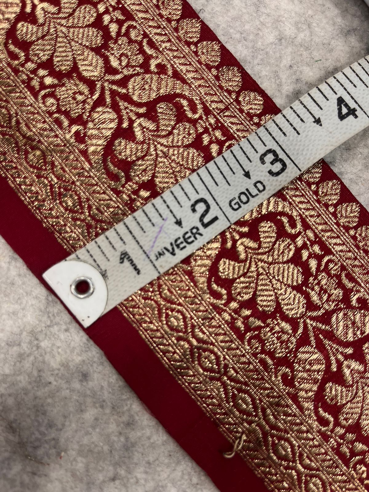 IL2B126082910 Red Banarasi Pure Silk Vintage Border Lace