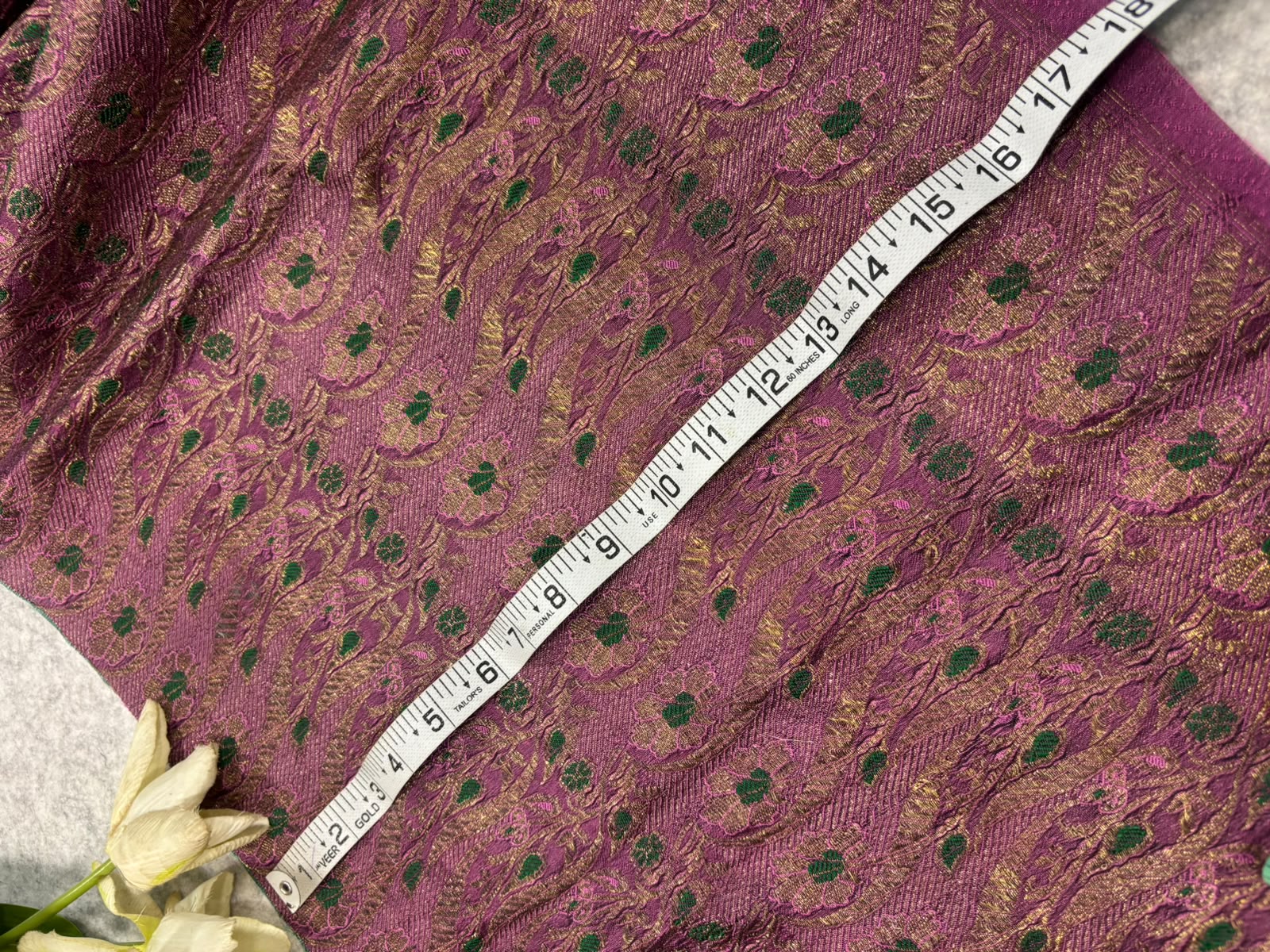 Pink Banarasi Pure Silk Vintage Border Lace ( 1 Mtr )