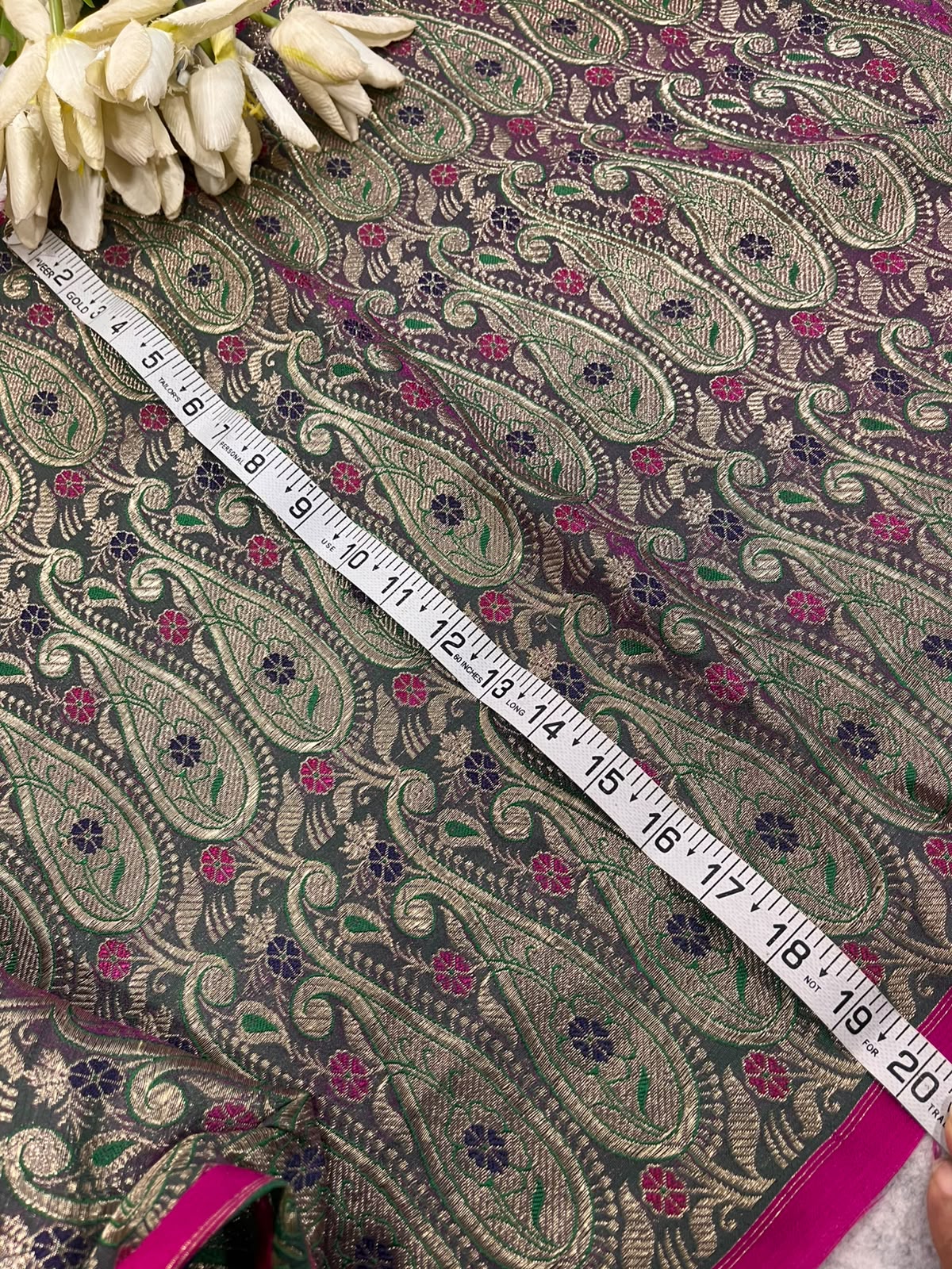Green Banarasi Pure Silk Vintage Border Lace ( 1 Mtr )