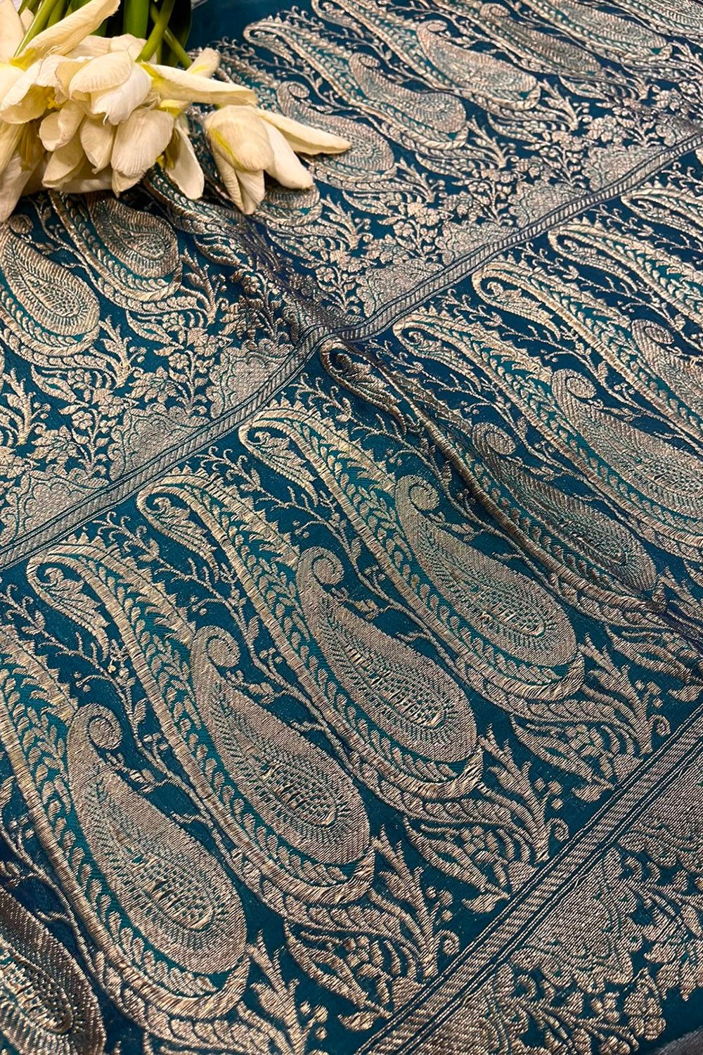 Blue Banarasi Pure Silk Vintage Border Lace ( 0.8 Mtr )