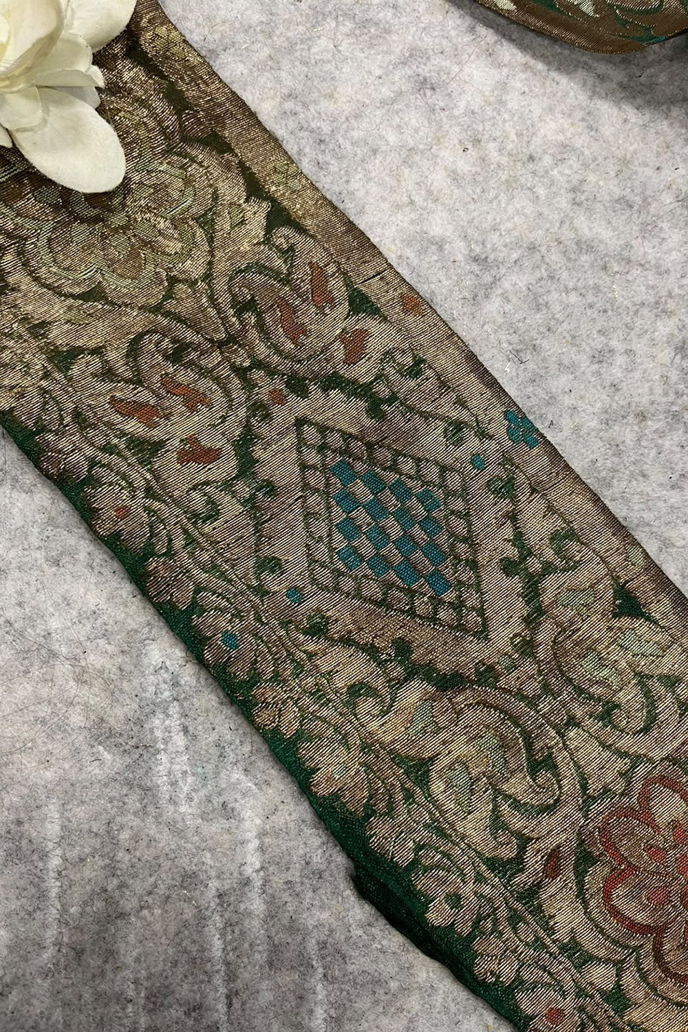 Green Banarasi Pure Silk Lace  Vintage Border Occasion