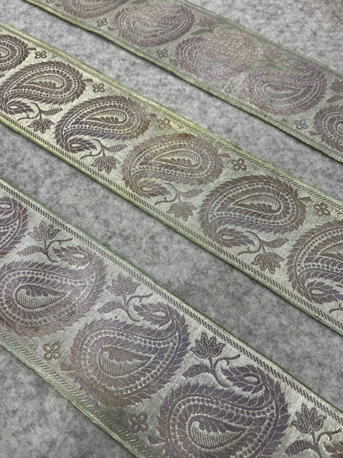 Pastel Banarasi Pure Silk Vintage Border Lace