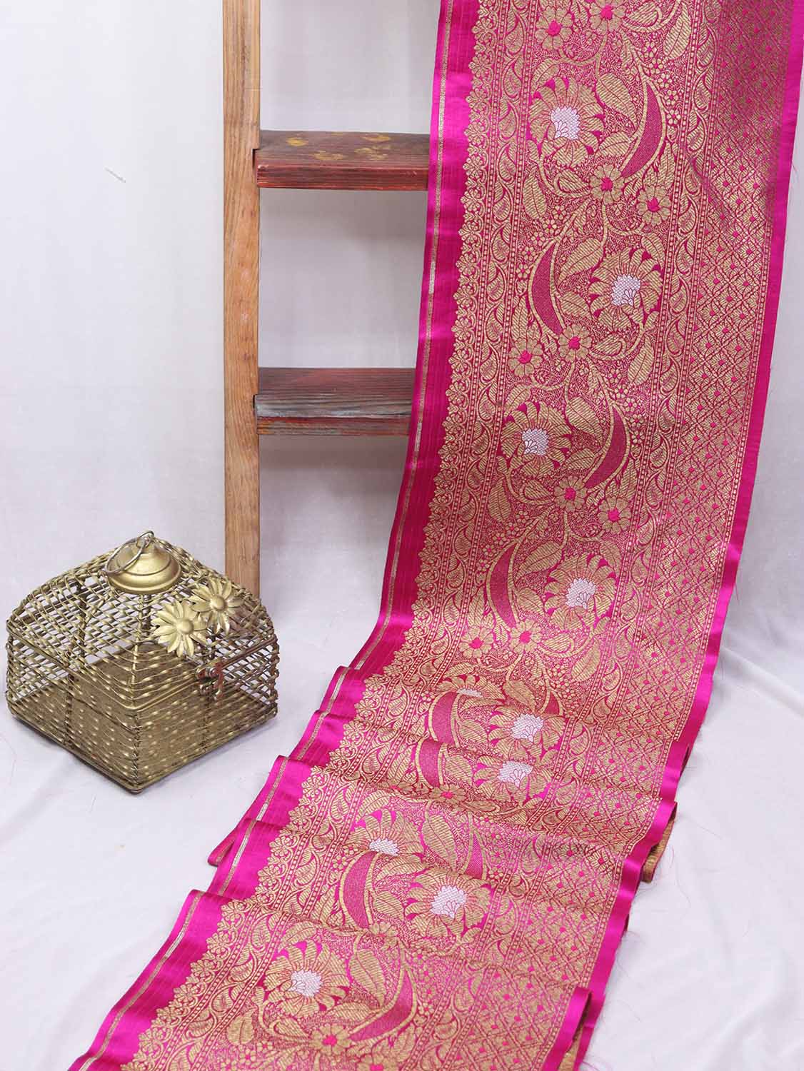 Pink Banarasi Silk Lace ( 1 Mtr ) - Luxurion World