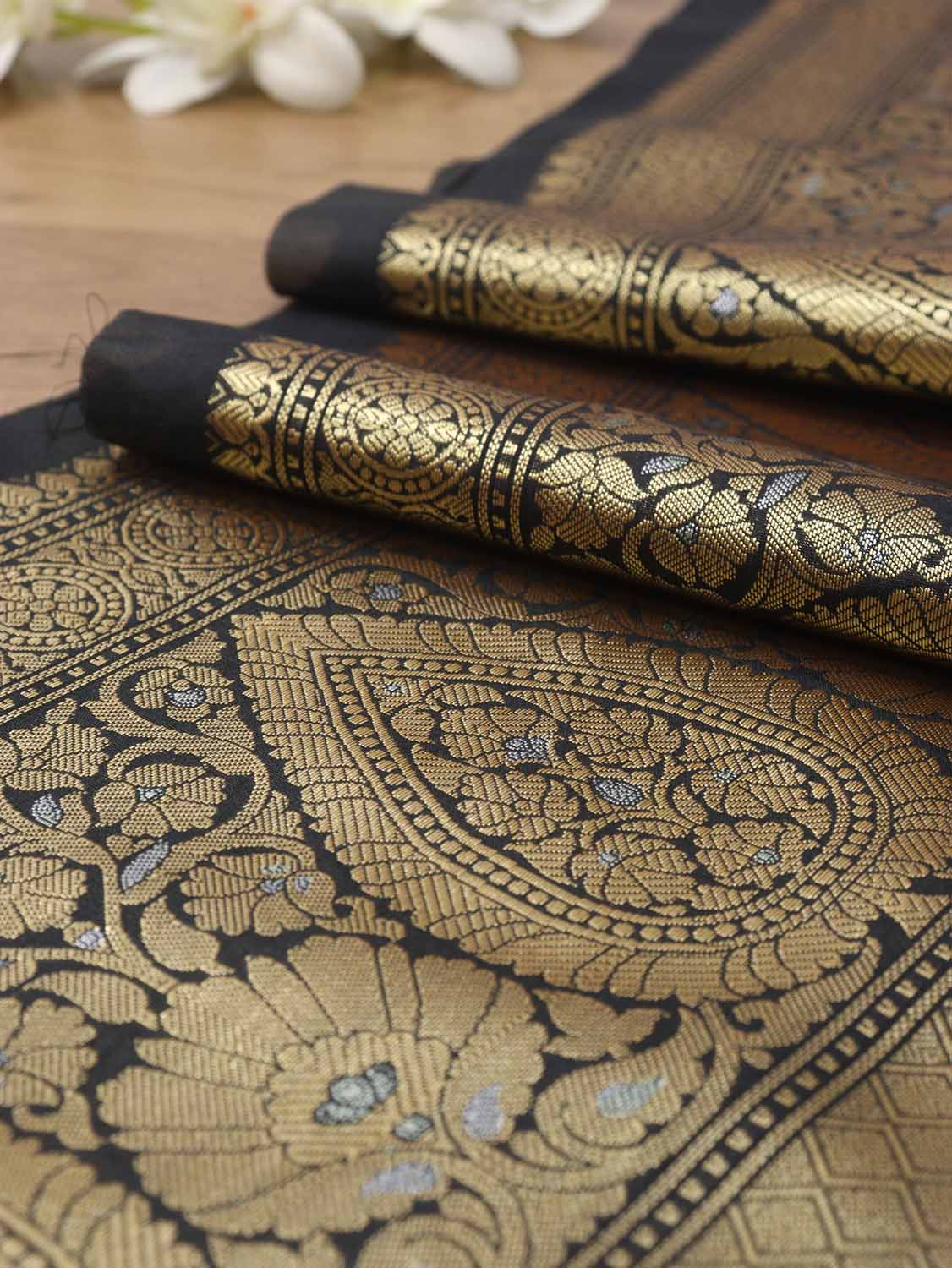 Elegant Black Banarasi Silk Lace - 0.5 Mtr - Luxurion World