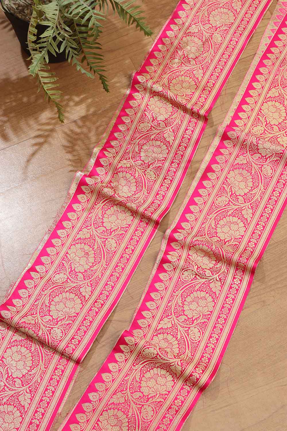 Elegant Pink Banarasi Silk Lace ( 0.5 Mtr ) - Luxurion World