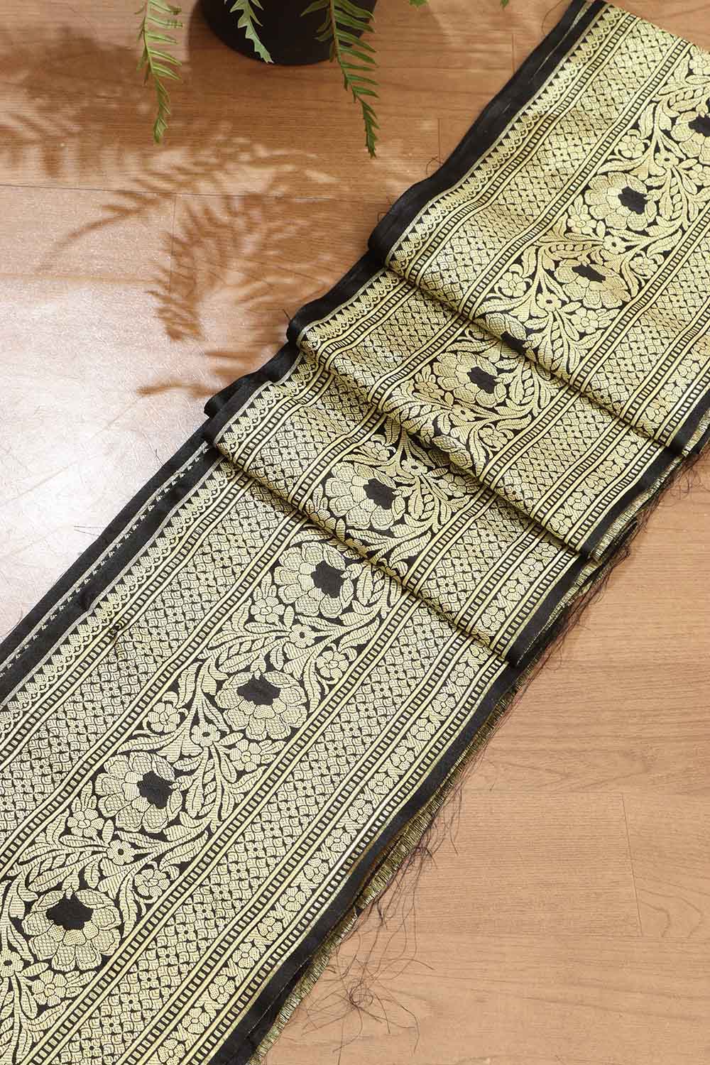 Elegant Black Banarasi Silk Lace ( 1 Mtr ) - Luxurion World