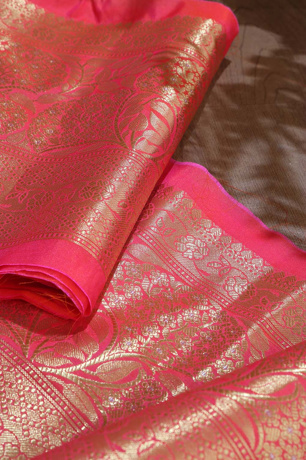 Stunning Pink Banarasi Silk Lace ( 1 Mtr ) - Luxurion World