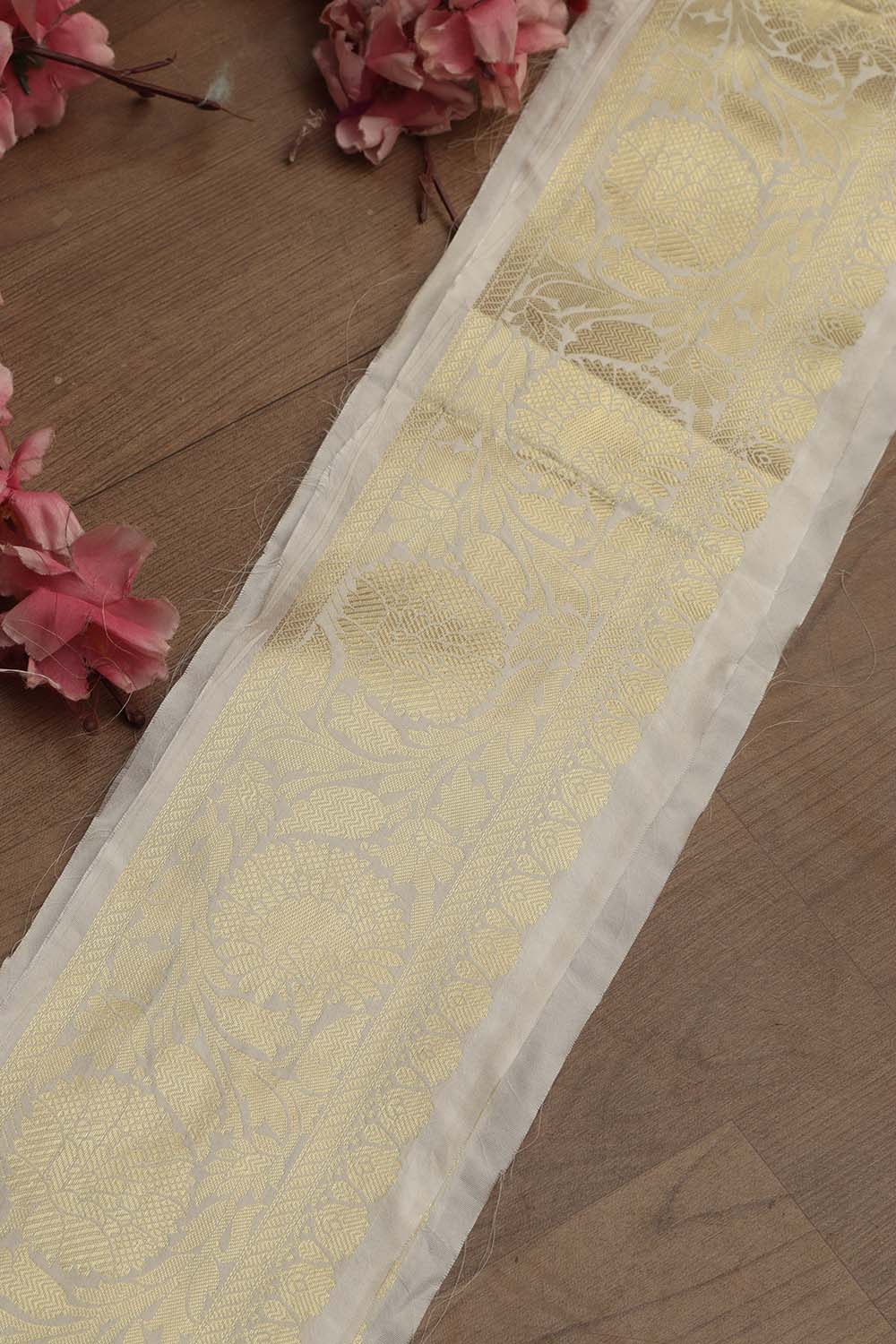 Dyeable Banarasi Silk Lace ( 0.75 MTR) - Luxurion World