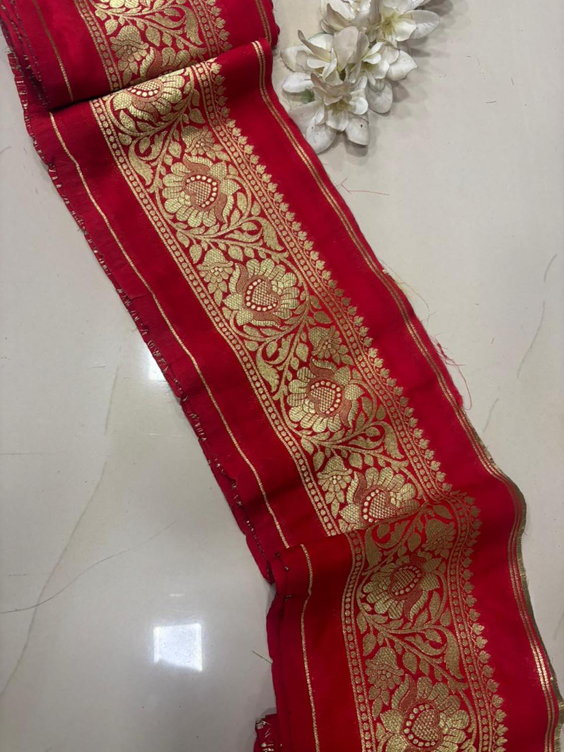 Exquisite Red Banarasi Silk Lace ( 1 Mtr ) - Luxurion World