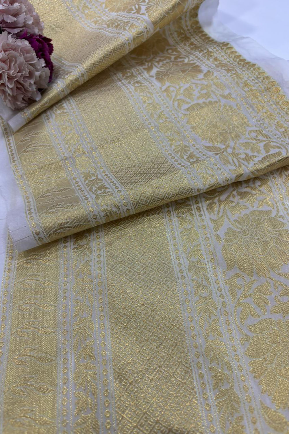 Dyeable Banarasi Silk Lace - Luxurion World