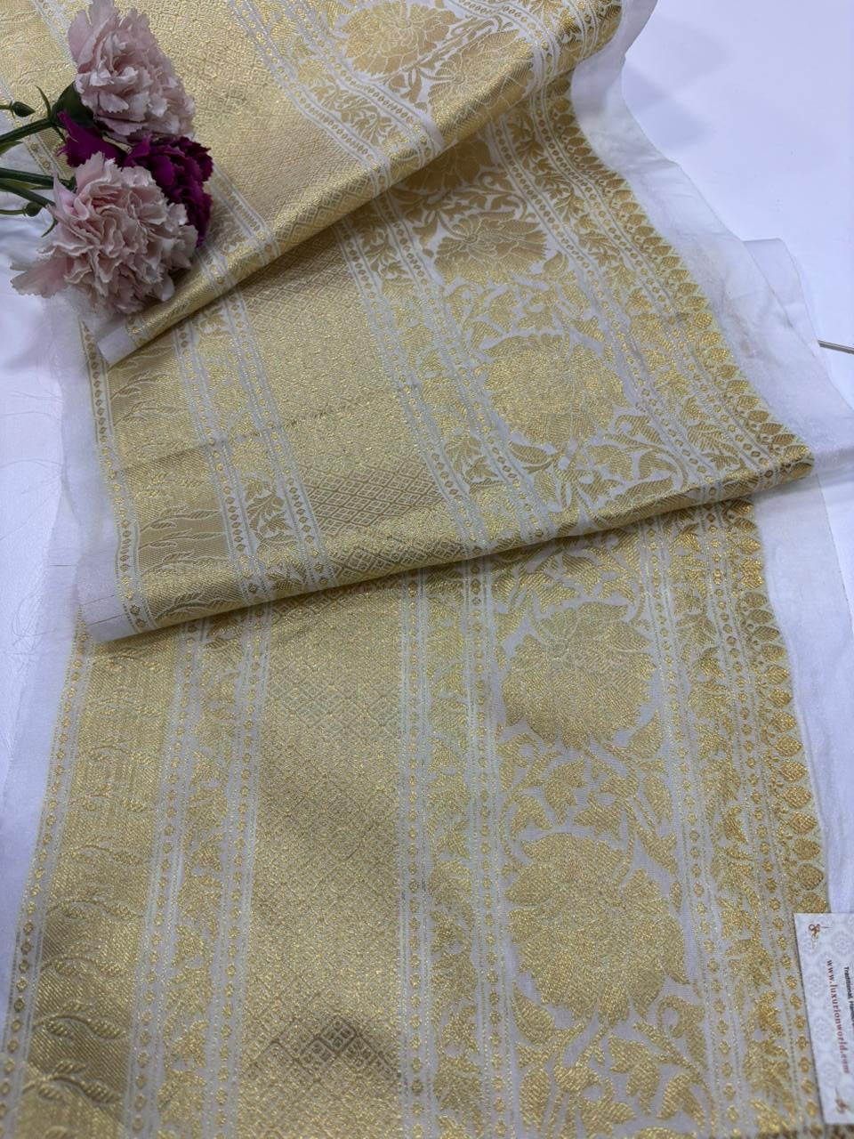 Dyeable Banarasi Silk Lace - Luxurion World