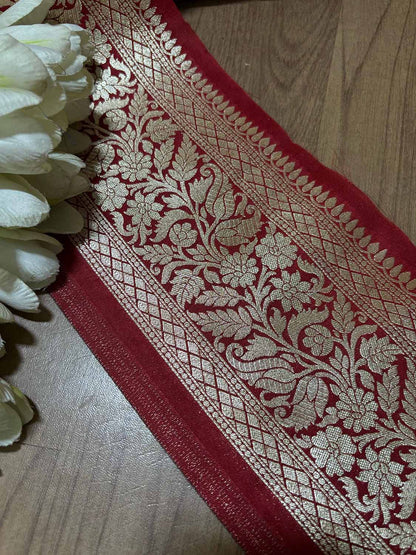 Red Banarasi Silk Lace: Classic Beauty (1 Mtr) - Luxurion World