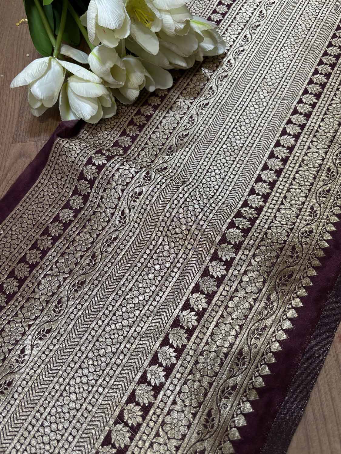 Elegant Maroon Banarasi Silk Lace (1 Mtr) - Luxurion World