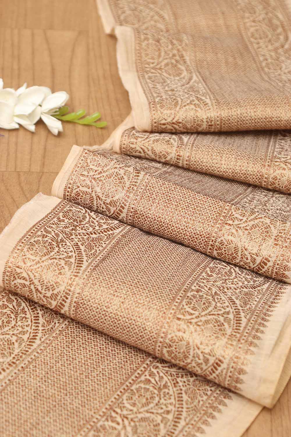 Elegant Pastel Banarasi Antique Zari Cotton Lace ( 1 Mtr ) - Luxurion World