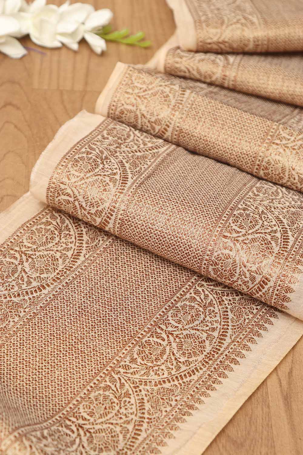 Elegant Pastel Banarasi Antique Zari Cotton Lace ( 1 Mtr ) - Luxurion World