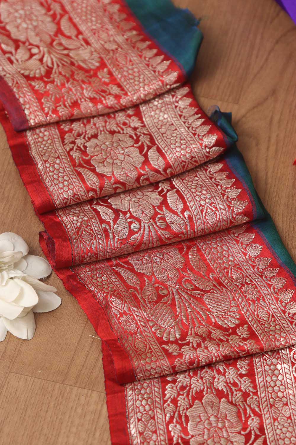 Red Banarasi Handloom Vintage Pure Silk Border ( 1 Mtr ) - Luxurion World