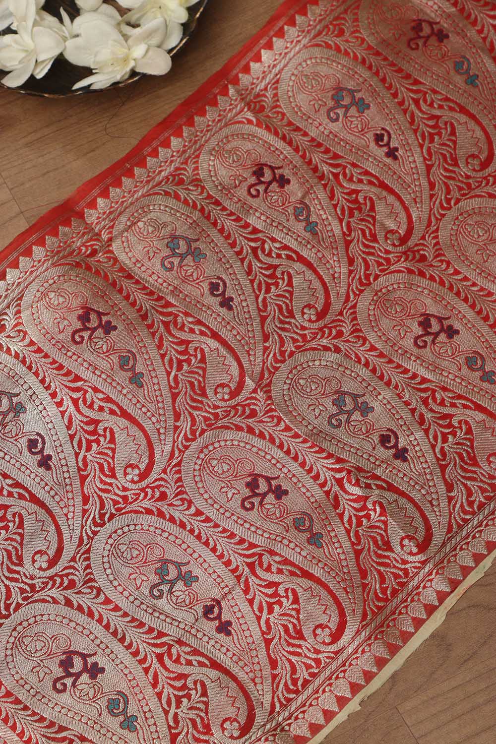 Red Banarasi Handloom Vintage Pure Silk Border ( 0.5 Mtr ) - Luxurion World