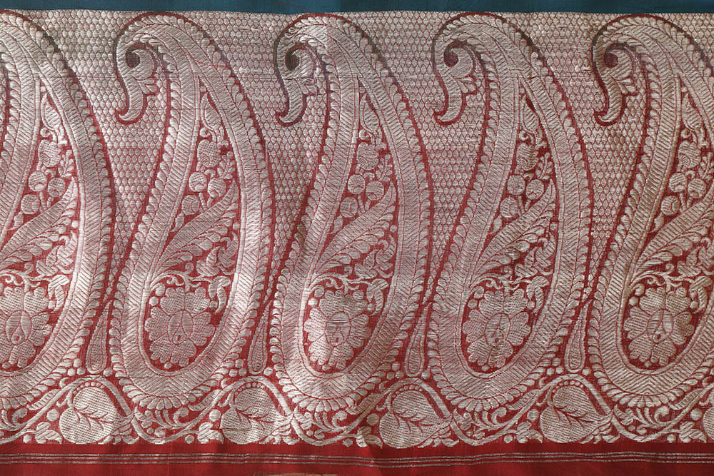 Elegant Maroon Banarasi Handloom Vintage Pure Silk Border ( 0.75 Mtr ) - Luxurion World