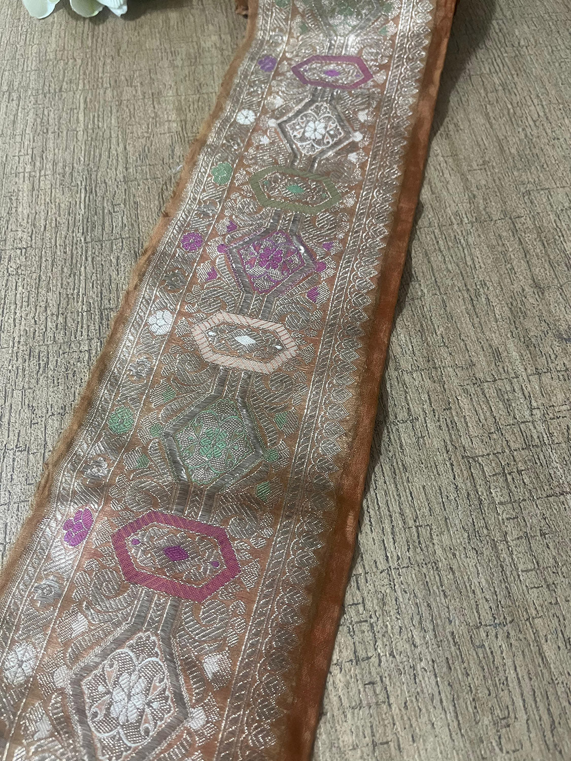 Brown Banarasi Handloom Vintage Pure Silk Border ( 0.75 Mtr ) - Luxurion World