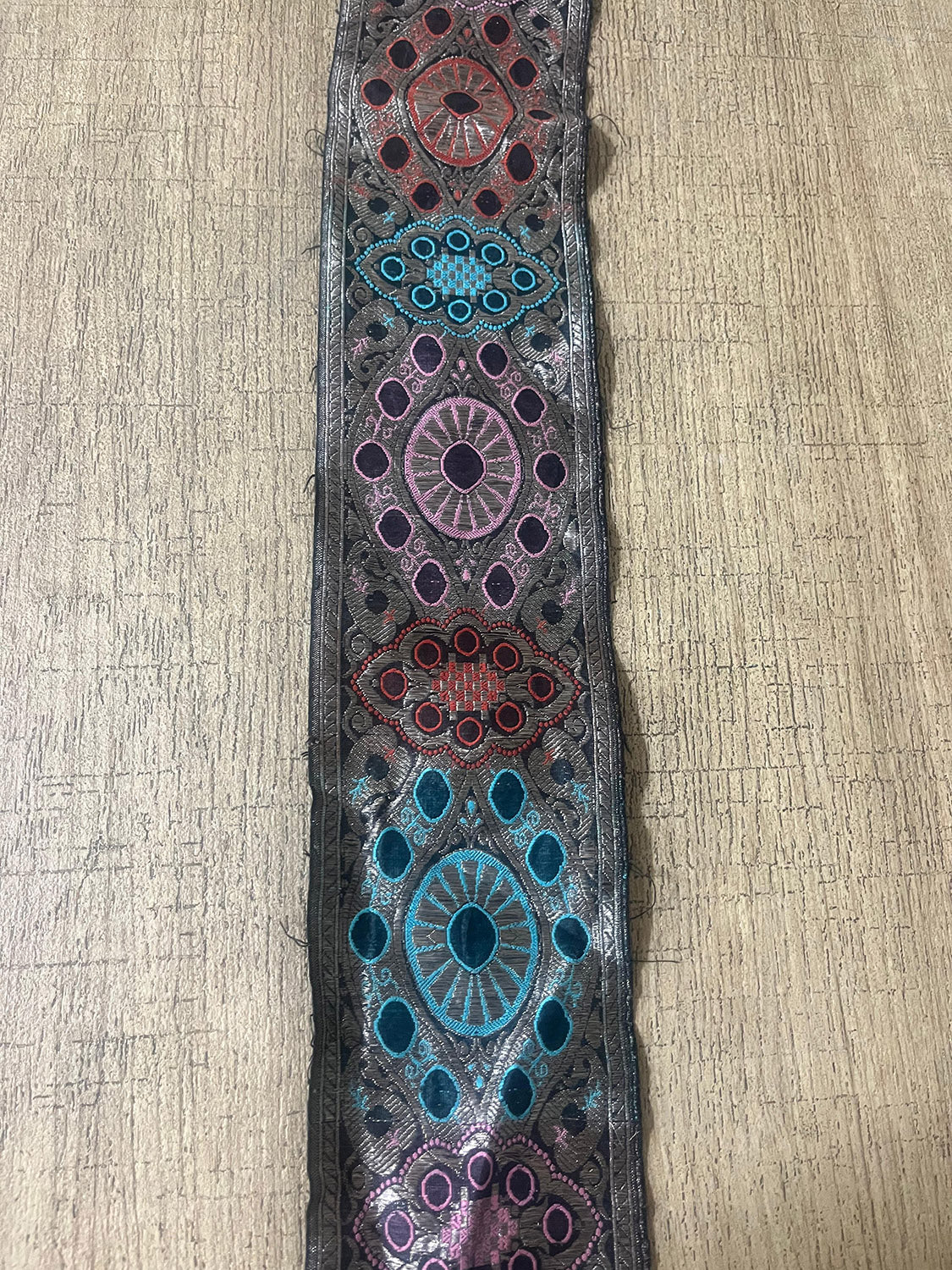 Exquisite Black Banarasi Handloom Vintage Pure Silk Border ( 1 Mtr ) - Luxurion World