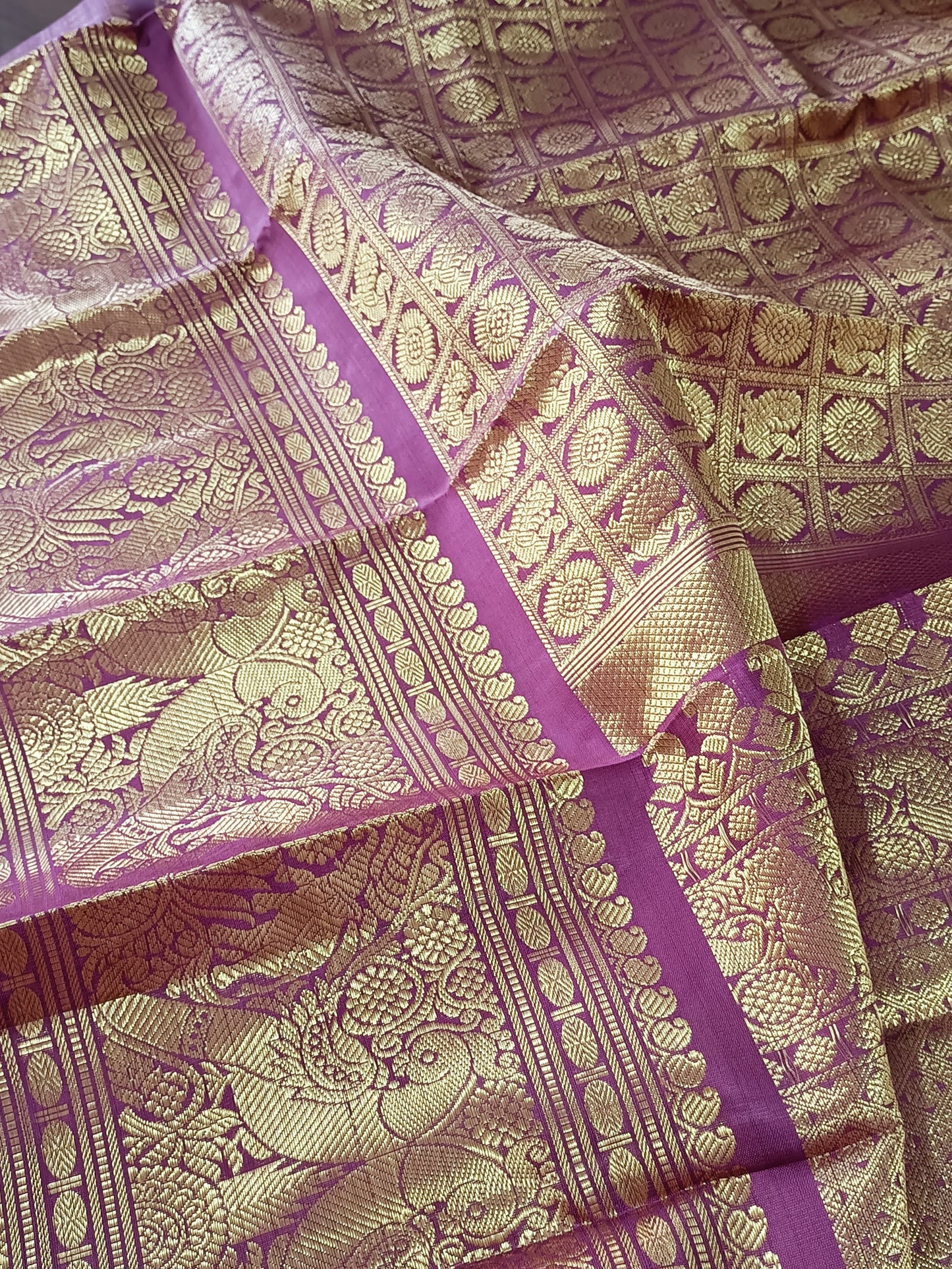 Exquisite Purple Handloom Kanjeevaram Pure Silk Peacock Design Dupatta - Luxurion World