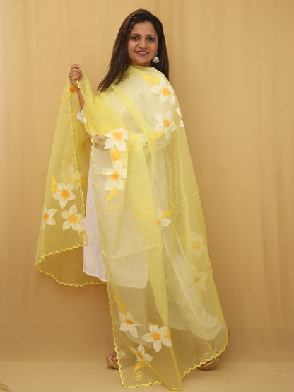 White Cotton Silk Suit With Yellow Hand Painted Organza Silk Scalloped Border Dupatta - Luxurion World