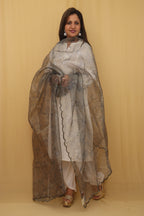 Grey Digital Printed Organza Silk Dupatta With Scalloped Border - Luxurion World