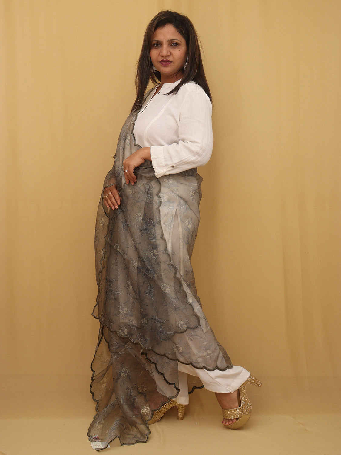 Grey Digital Printed Organza Silk Dupatta With Scalloped Border - Luxurion World