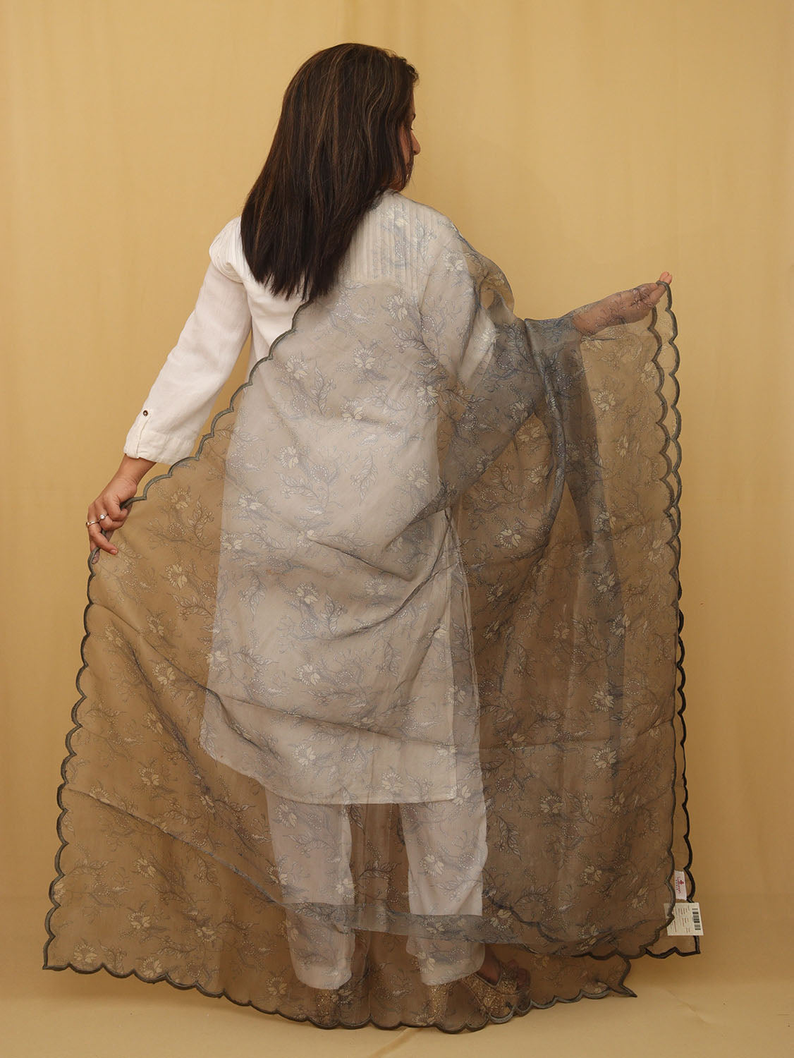 Grey Digital Printed Organza Silk Dupatta With Scalloped Border - Luxurion World