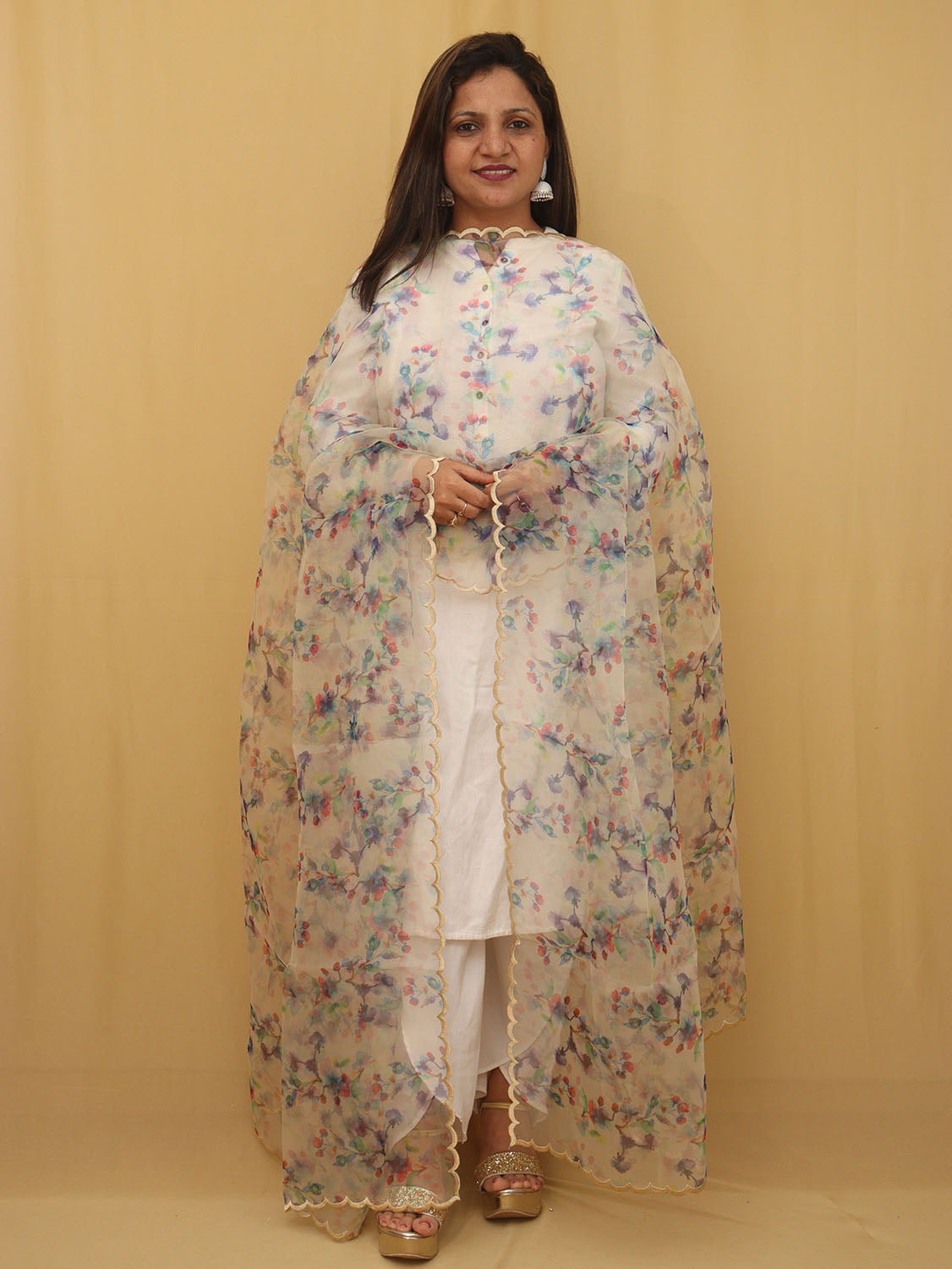 Off White Digital Printed Organza Silk Dupatta With Scalloped Border - Luxurion World