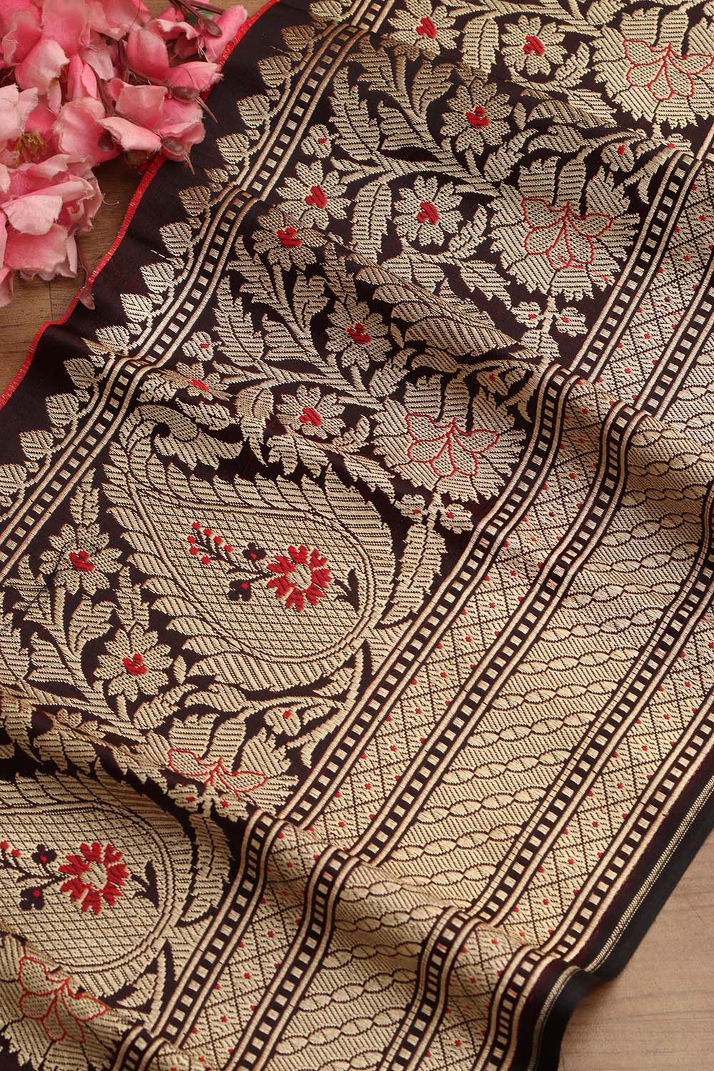 Stunning Maroon Banarasi Silk Lace ( 1 Mtr ) - Luxurion World