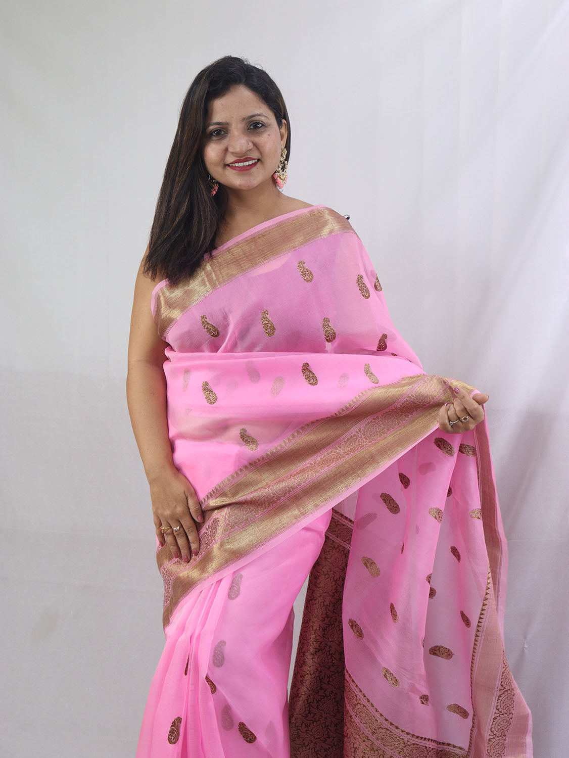 Exquisite Pink Handloom Banarasi Pure Kora Silk Saree - Perfect for Any Occasion - Luxurion World