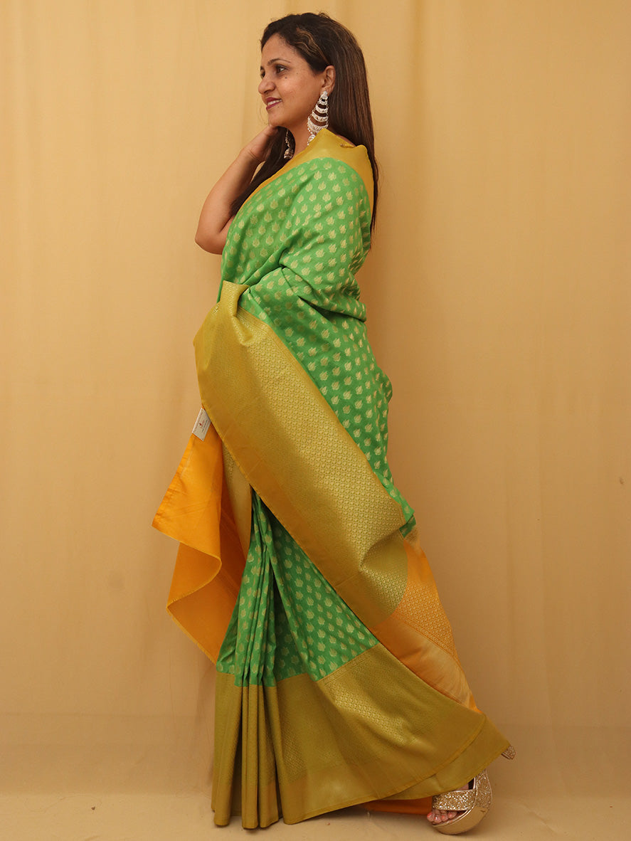 Get your hands on stunning Green Handloom Banarasi Silk Sarees online! - Luxurion World
