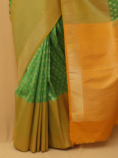 Get your hands on stunning Green Handloom Banarasi Silk Sarees online! - Luxurion World