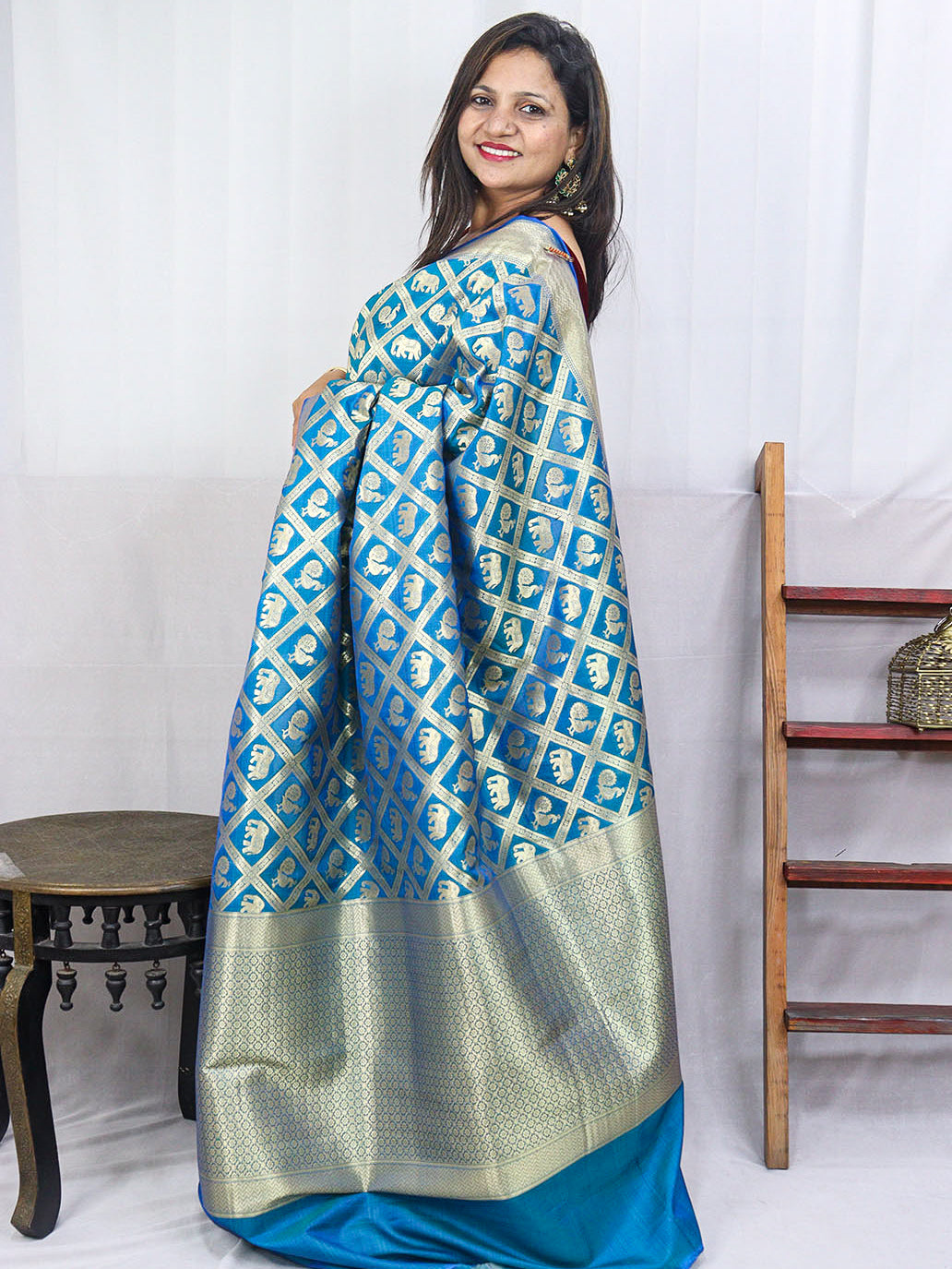 Shop Blue Handloom Banarasi Silk Saree Online - Exclusive - Luxurion World