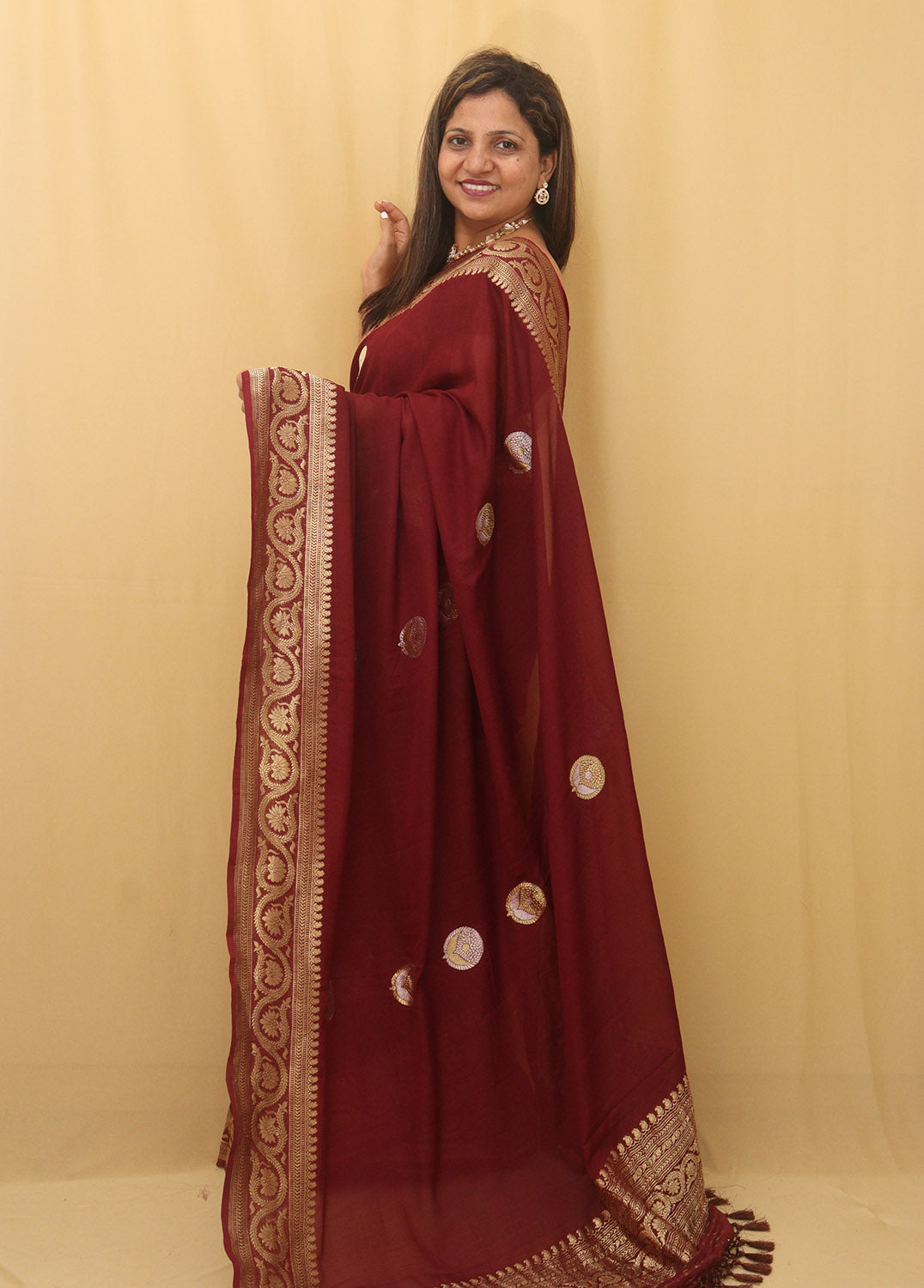 Stunning Maroon Handloom Banarasi Georgette Saree with Sona Roopa - Luxurion World