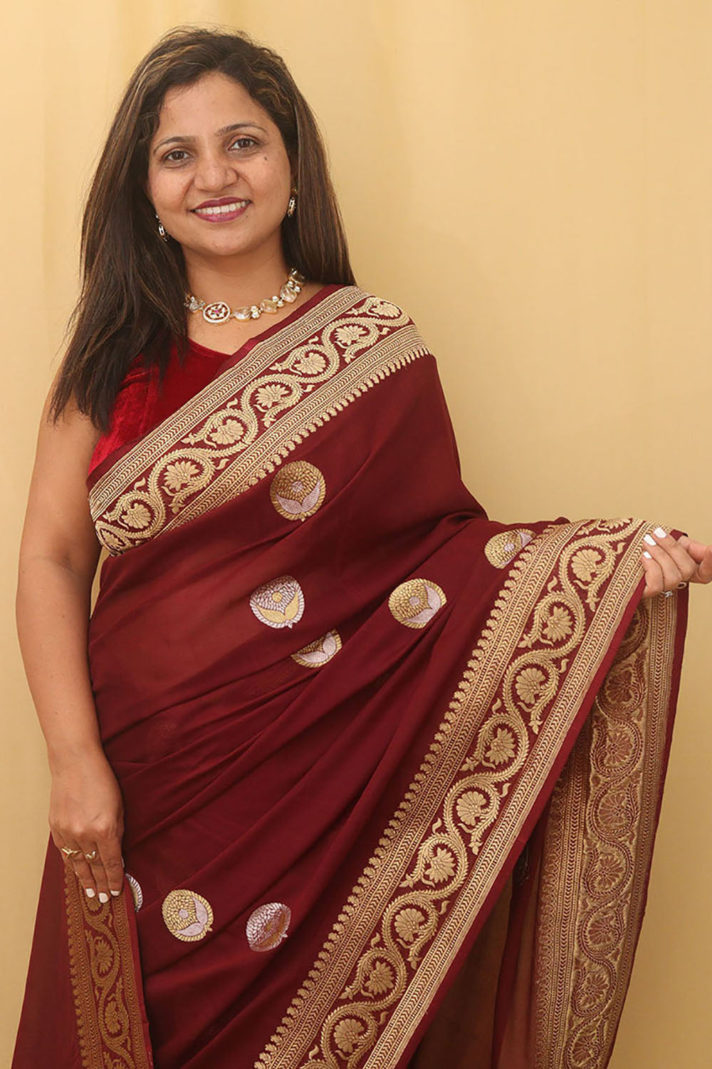 Stunning Maroon Handloom Banarasi Georgette Saree with Sona Roopa - Luxurion World