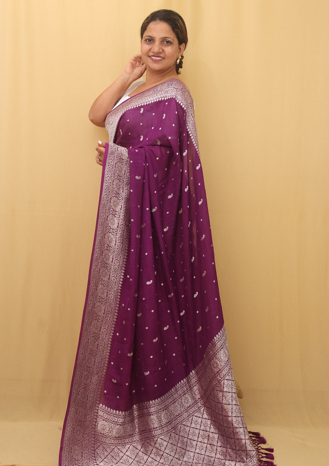 Purple Handloom Banarasi Pure Georgette Silver Zari Saree - Luxurion World