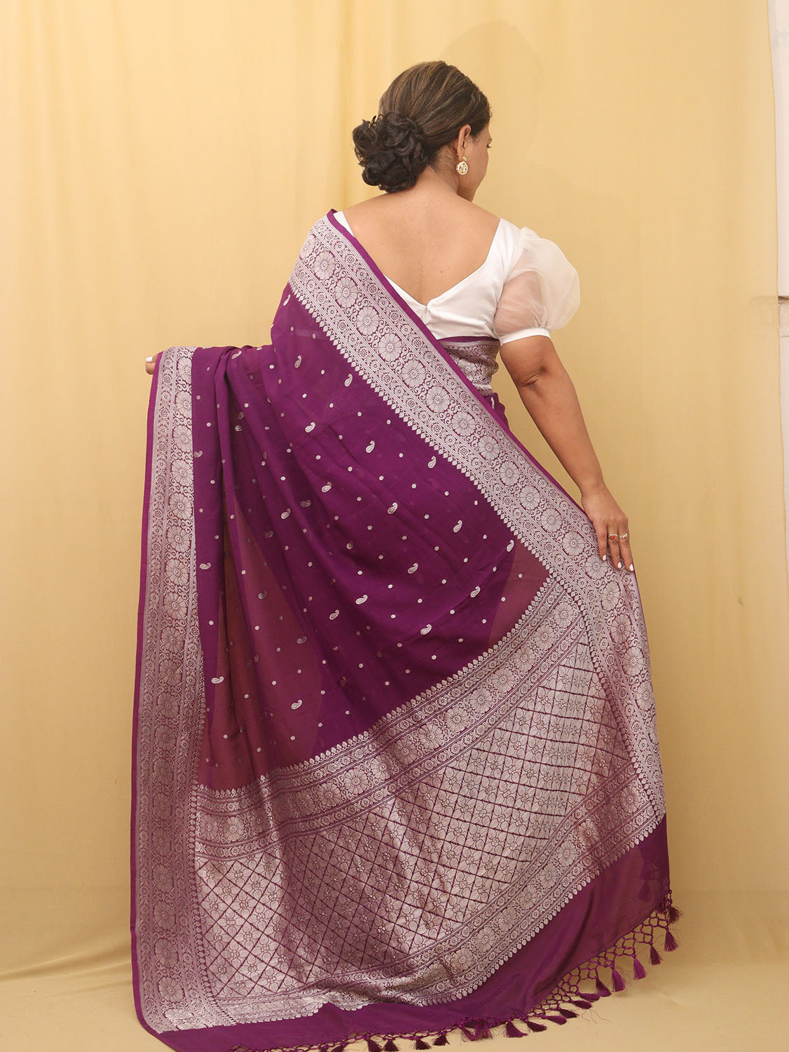 Purple Handloom Banarasi Pure Georgette Silver Zari Saree - Luxurion World