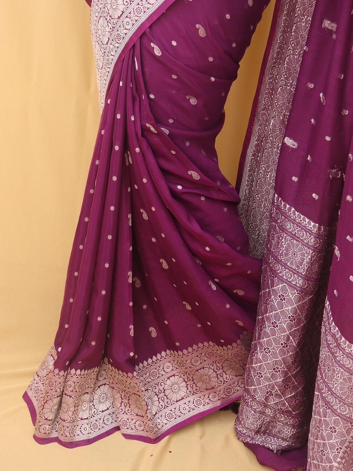 Purple Handloom Banarasi Pure Georgette Silver Zari Saree - Luxurion World
