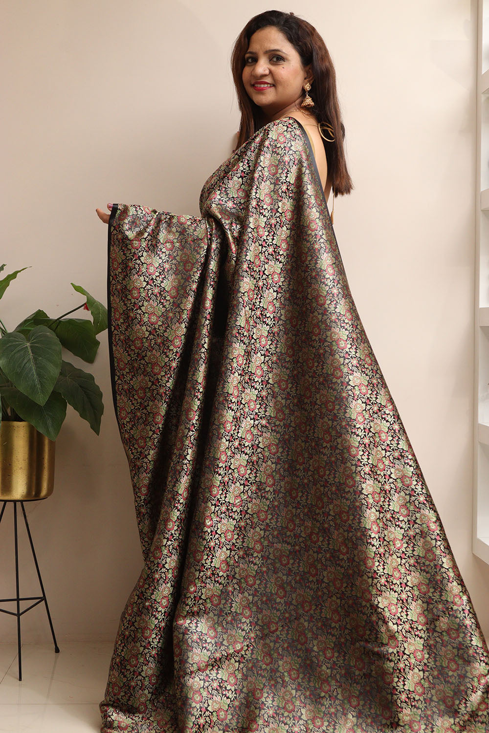 Black Banarasi Silk Tanchui Saree - Luxurion World