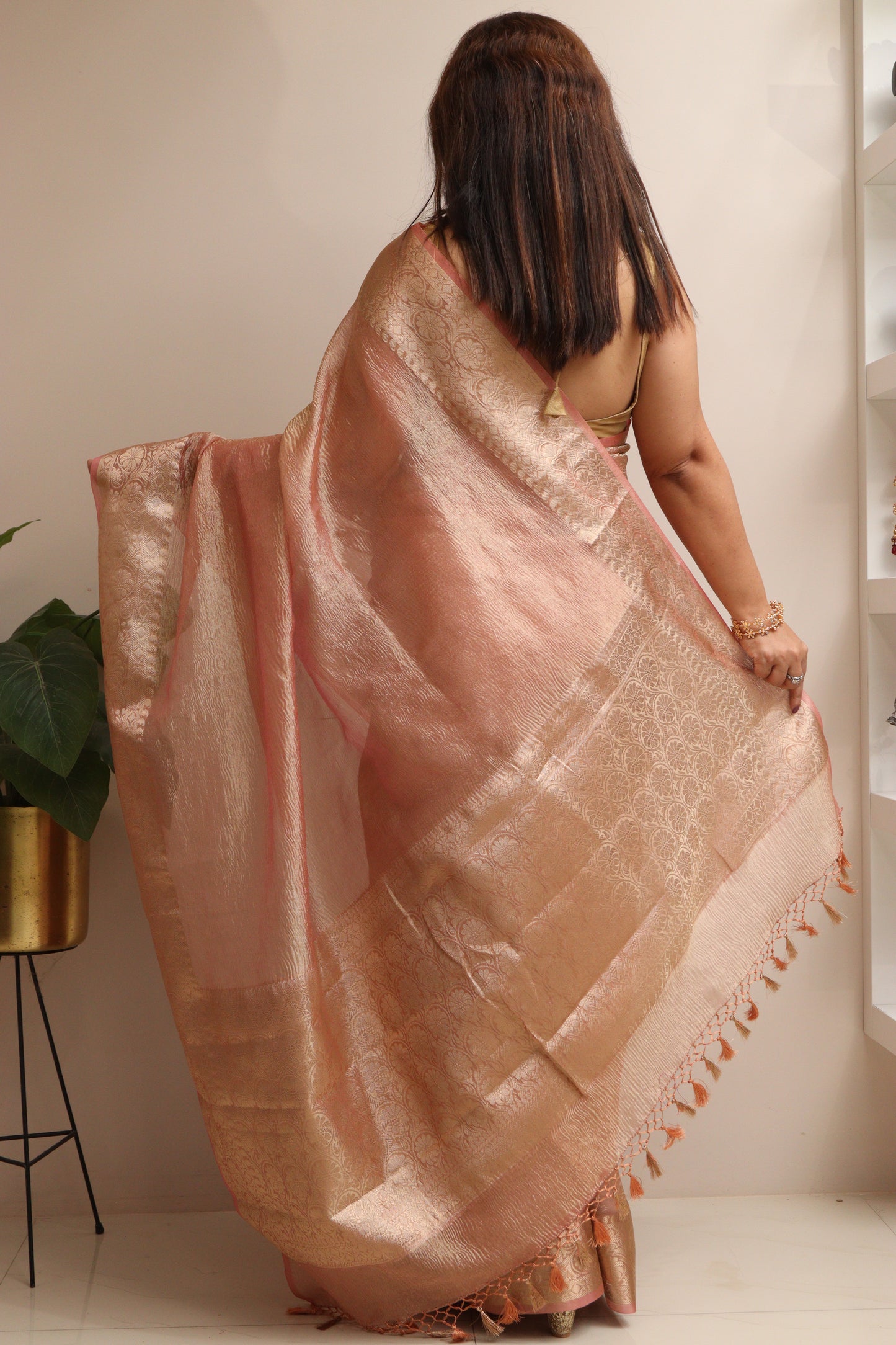 Elegant Pink Banarasi Crush Tissue Silk Saree - Luxurion World
