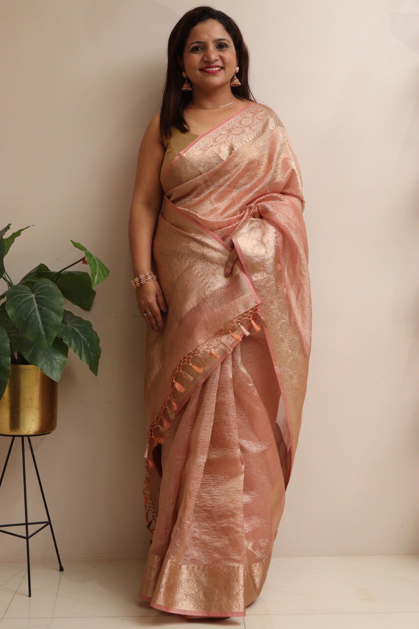 Elegant Pink Banarasi Crush Tissue Silk Saree - Luxurion World