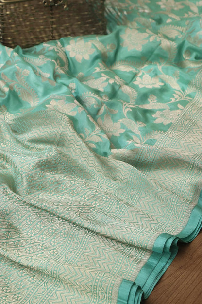 Green Banarasi Handloom Pure Katan Silk Saree - Luxurion World