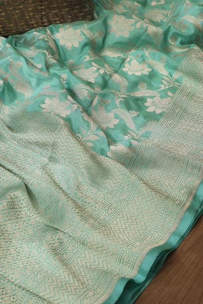 Green Banarasi Handloom Pure Katan Silk Saree - Luxurion World