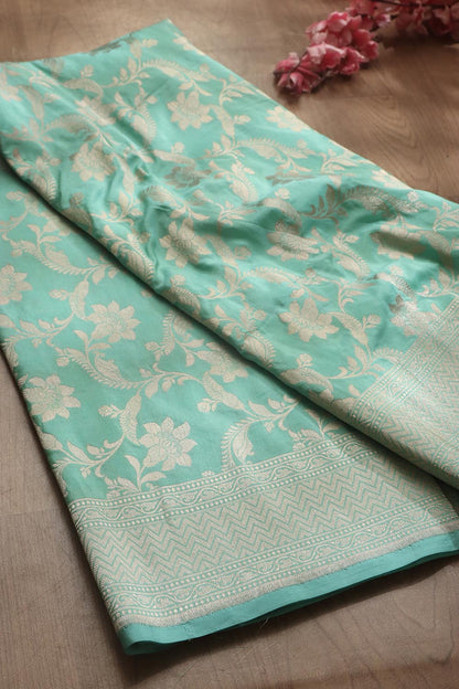 Green Banarasi Handloom Pure Katan Silk Saree - Luxurion World